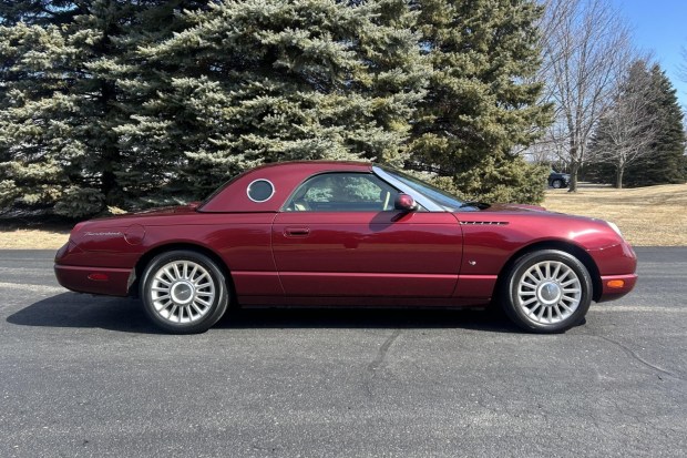 16k-Mile 2004 Ford Thunderbird