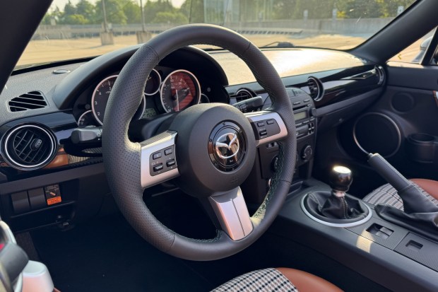 No Reserve: 2008 Mazda MX-5 Miata Grand Touring PRHT 6-Speed