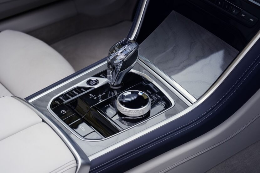 iDrive controller BMW 8 Series