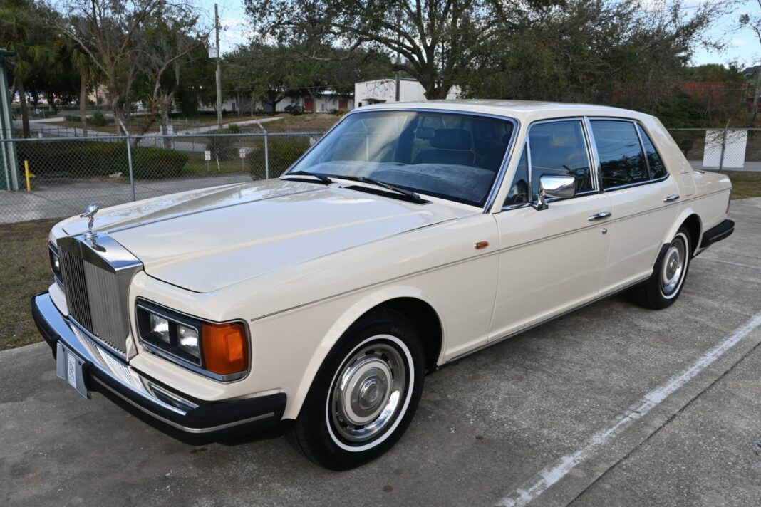 No Reserve: 1985 Rolls-Royce Silver Spirit for sale on BaT Auctions – ending February 8 (Lot #229,323)